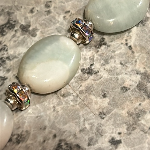 Pale Blue Stone w Bunny charm Bracelet - Picture 10 of 13